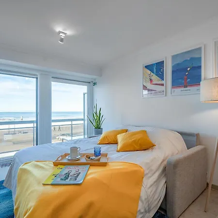 Apartment 1 Bedroom Awesome In *