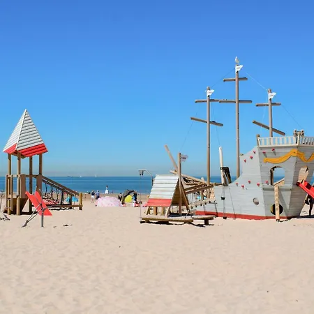 Apartment 1 Bedroom Awesome In Ostend